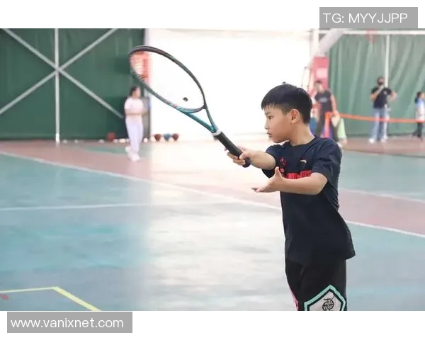 重庆网球队荣登网球实力排行榜首位展现强劲实力与团队精神