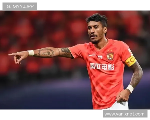 足球明星因涉嫌违法被捕入狱引发球迷热议与媒体关注